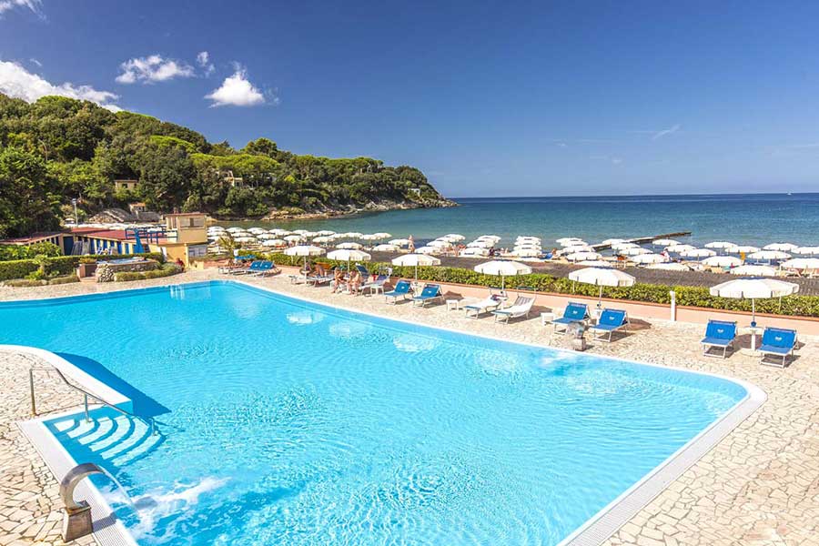 Hotel del Golfo piscina