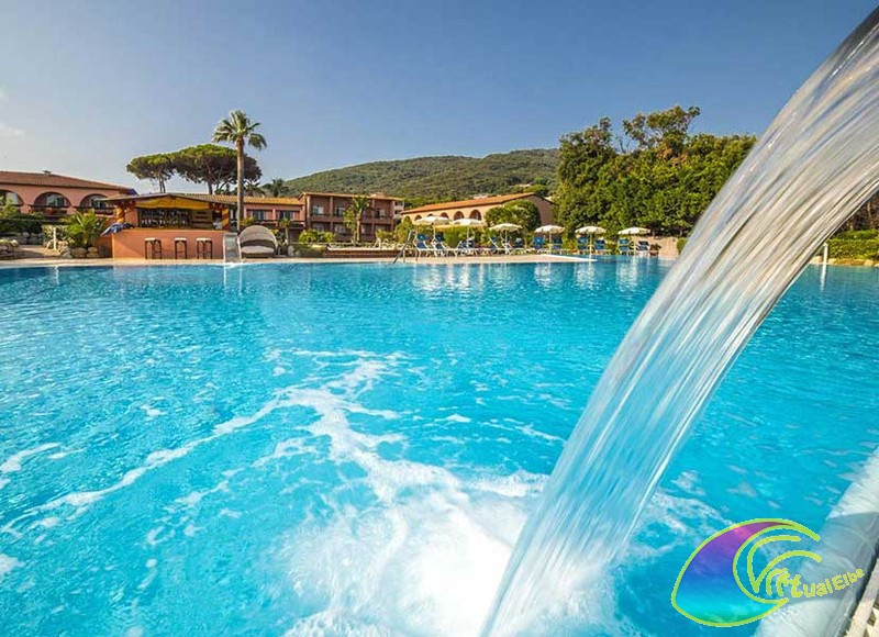Pool Hotel
