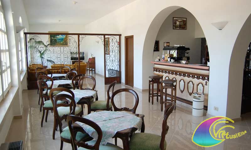 Hall Hotel Acquamarina