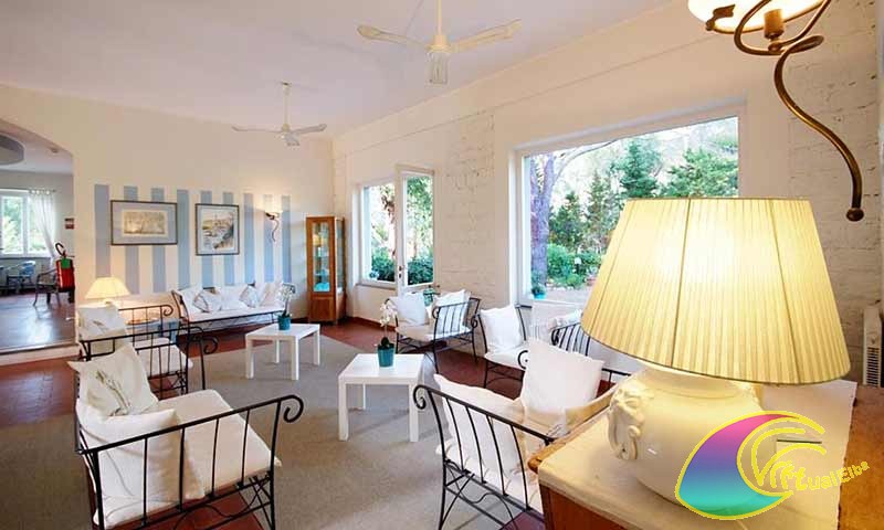 Hall Hotel Campo Aia