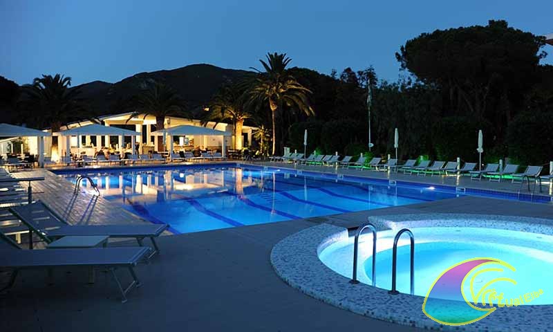 Piscina Hotel dei Coralli