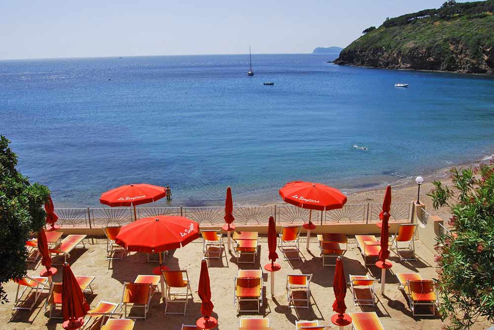 Spiaggia Hotel La Scogliera