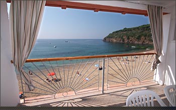 Spiaggia Hotel La Scogliera