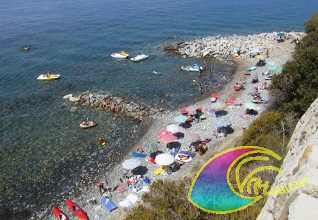 Strand des Bezirks Pomonte