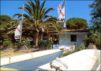 Mandel Diving Center