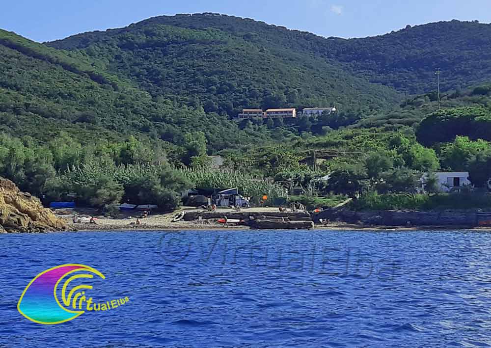 La spiaggia dell' Acquaviva