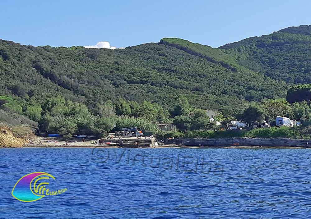 La spiaggia dell' Acquaviva