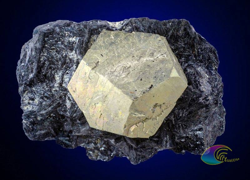 Pyrit, ein Element, das im Elba-Mineralienmuseum in Rio Marina sichtbar ist