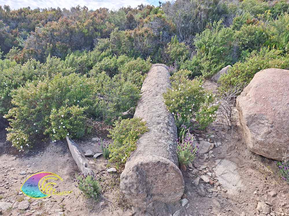 Spalte im granit - Alten steinbruch, der Grottarelle