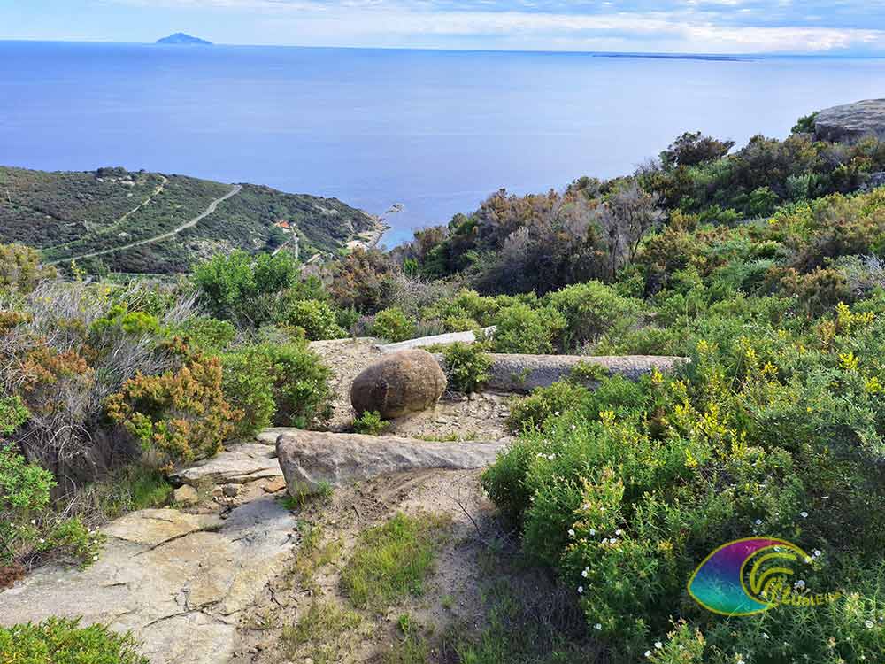 Granit-säulen - Alten steinbruch, der Grottarelle